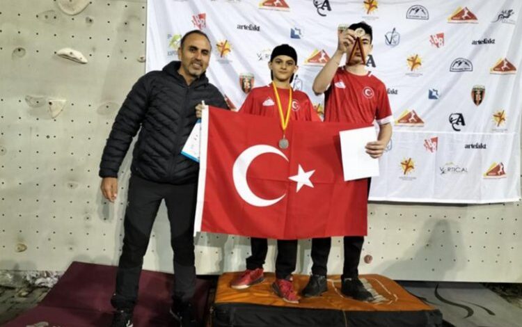 Bursa İnegöllü sporcu 2 haftada 2 Balkan Şampiyonluğu kazandı Bursa İnegöllü sporcu 2 haftada 2 Balkan Şampiyonluğu kazandı