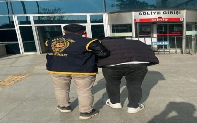 Aranan şahıs Adıyaman’da yakayı ele verdi