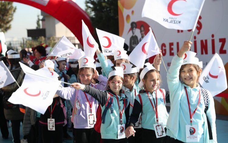 Kızılay Haftası ülke geneli coşkuyla kutlandı