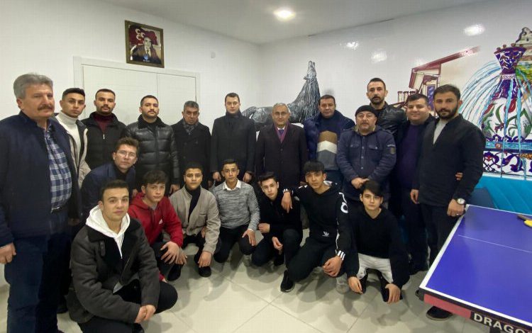 Başkan Işık Kütahya’da Ülkü Ocaklarını ziyaret etti