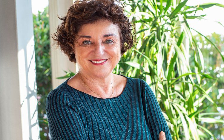 YANINDAYIZ Derneği’nin Kurucu Başkanı Nur Ger’e anlamlı ödül