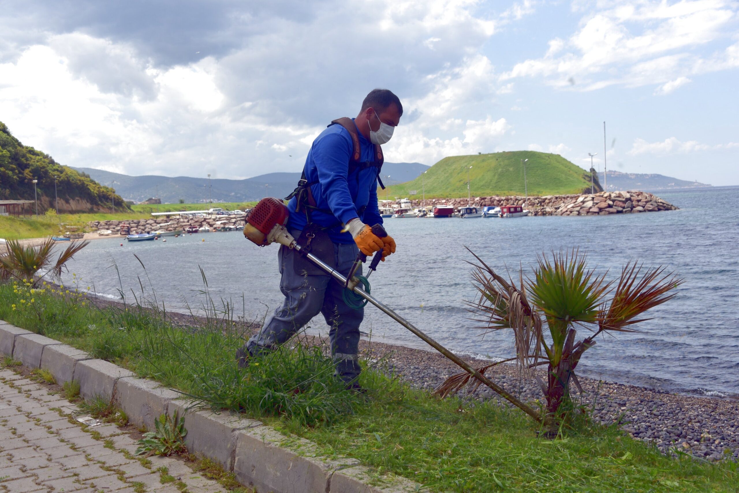 İzmir Aliağa’da bahar temizliği