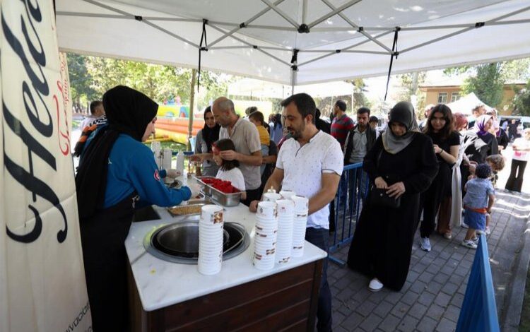 İnegöl’de Mevlid Kandili çocuklarla kutlandı İnegöl’de Mevlid Kandili çocuklarla kutlandı