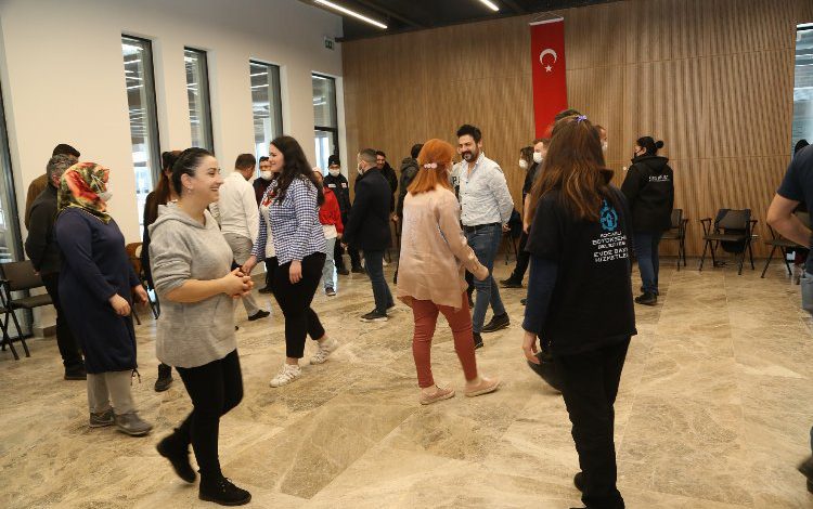 Motivasyon için drama eğitimi aldılar Motivasyon için drama eğitimi aldılar