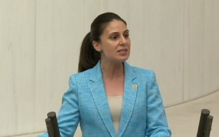 CHP’li Özcan’dan ‘ek bütçe’ tepkisi CHP’li Özcan’dan ‘ek bütçe’ tepkisi