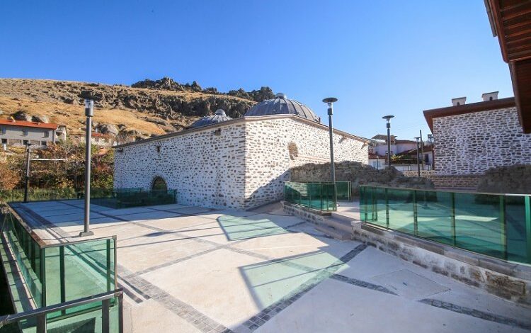 Sille Subaşı Hamamı açılışa gün sayıyor Sille Subaşı Hamamı açılışa gün sayıyor