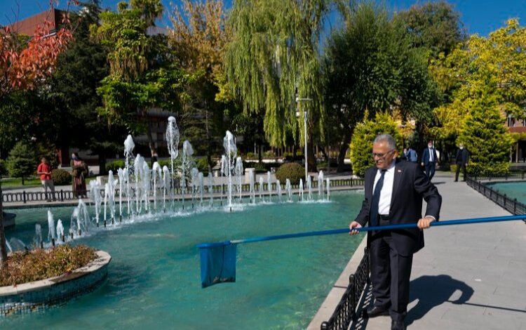 Memduh Büyükkılıç’tan ‘Çevre’ mesajı Memduh Büyükkılıç’tan ‘Çevre’ mesajı