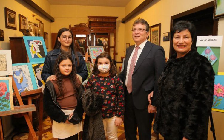 Balıkesir Edremit’te ‘Kadın Emeği Sergisi’ açıldı