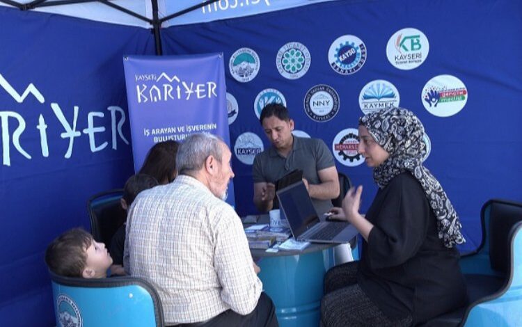 Kayseri Kariyer Merkezi iş kapısı oluyor