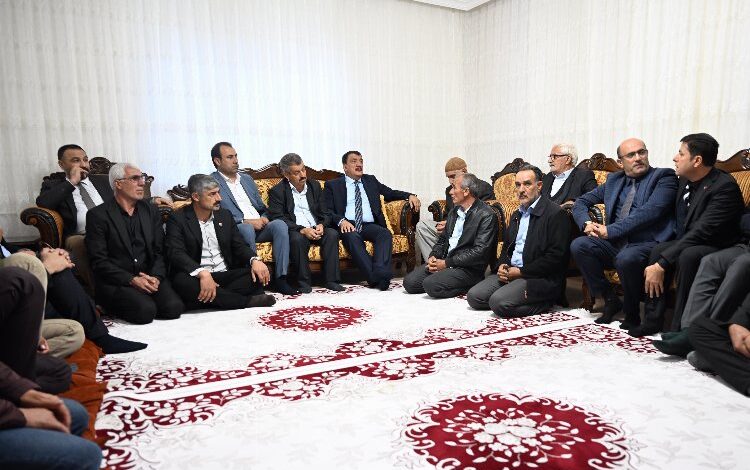 Malatyalı muhtarlardan Başkan Gürkan’a teşekkür