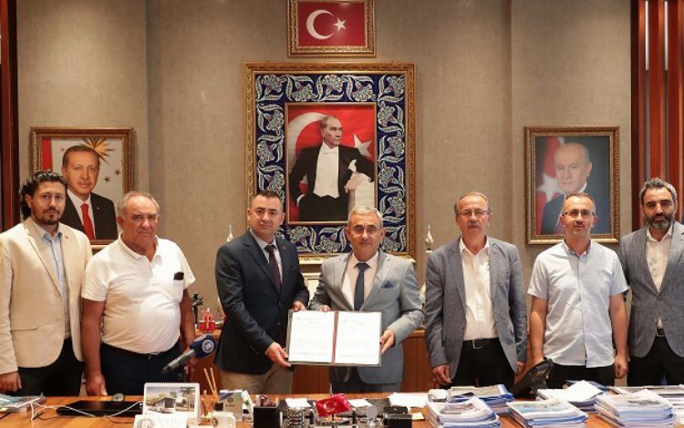 Kütahya Belediyesi Türkiye Kamu-Sen’le protokol imzaladı