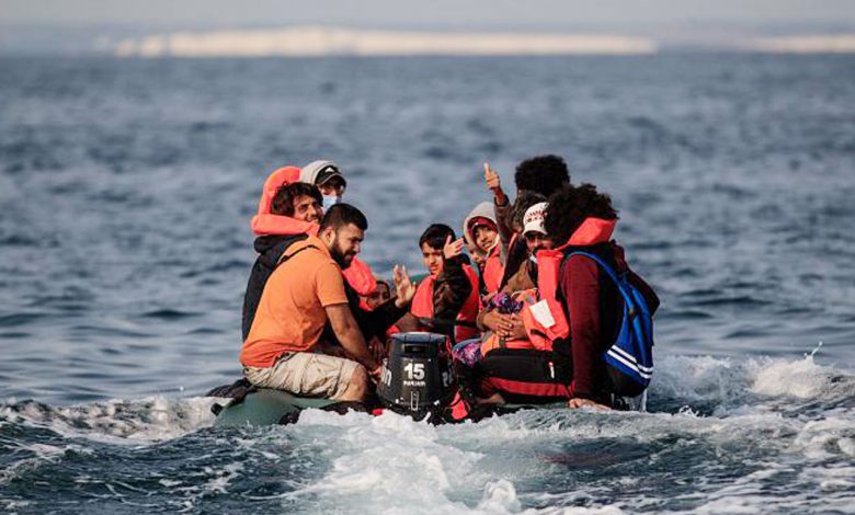 Manş Denizi’nden İngiltere’ye rekor mülteci