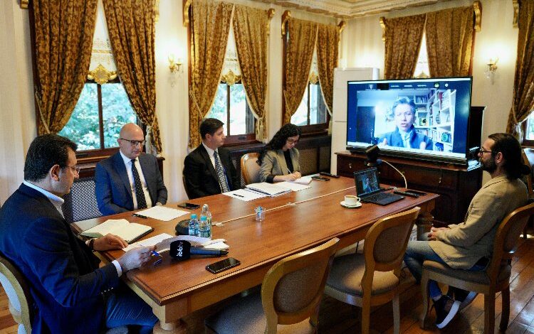 İstanbul’daki ‘dayanışmacı belediyecilik’i dünyadaki mevkidaşlarına anlattı İstanbul’daki ‘dayanışmacı belediyecilik’i dünyadaki mevkidaşlarına anlattı
