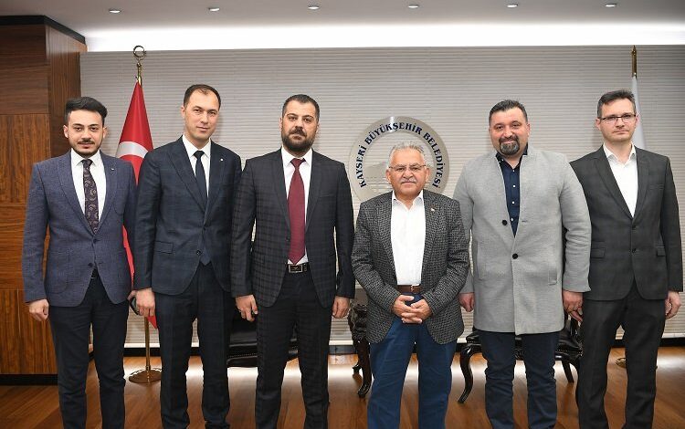 KAYMOS’tan Büyükkılıç’a ziyaret KAYMOS’tan Büyükkılıç’a ziyaret