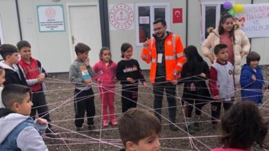 Afet bölgesinde psikososyal destek sürüyor