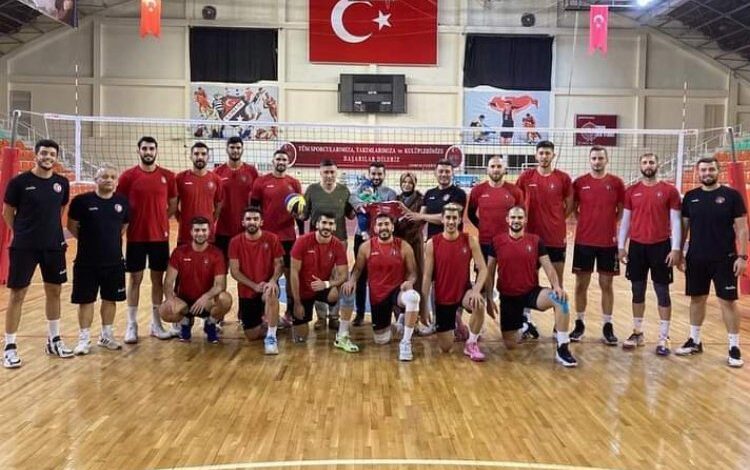 Efelerden minik Alp’e jest Efelerden minik Alp’e jest