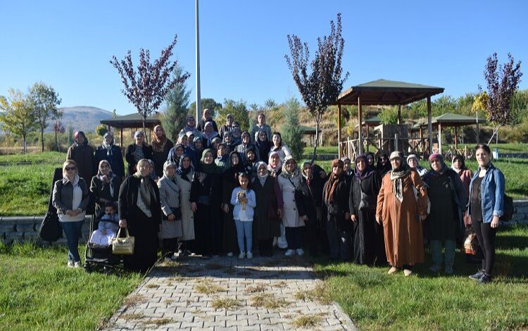 Malatya Kent Konseyi Kadın Meclisi’nden moral ekinliği Malatya Kent Konseyi Kadın Meclisi’nden moral ekinliği