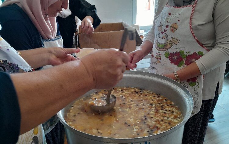 Bilecik’te aşureler birlik ve beraberlik için kaynadı Bilecik’te aşureler birlik ve beraberlik için kaynadı