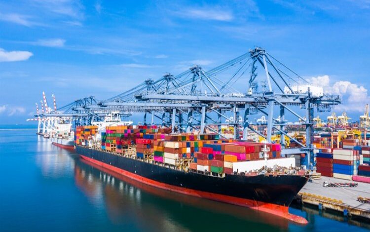 Ege’nin 10 aylık dış ticaret fazlası 8 milyar doları aştı Ege’nin 10 aylık dış ticaret fazlası 8 milyar doları aştı