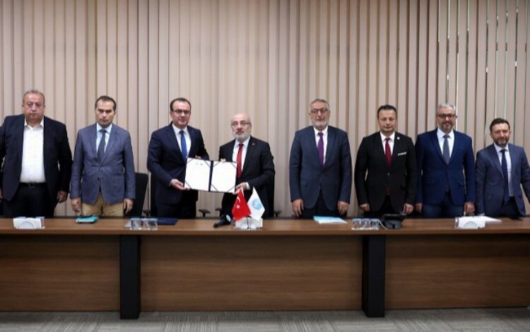 KAYÜ ile SMMMO’dan staj protokolü KAYÜ ile SMMMO’dan staj protokolü