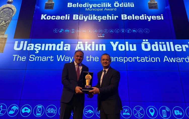 Kocaeli Büyükşehir’e iki yılda iki ulaşım ödülü