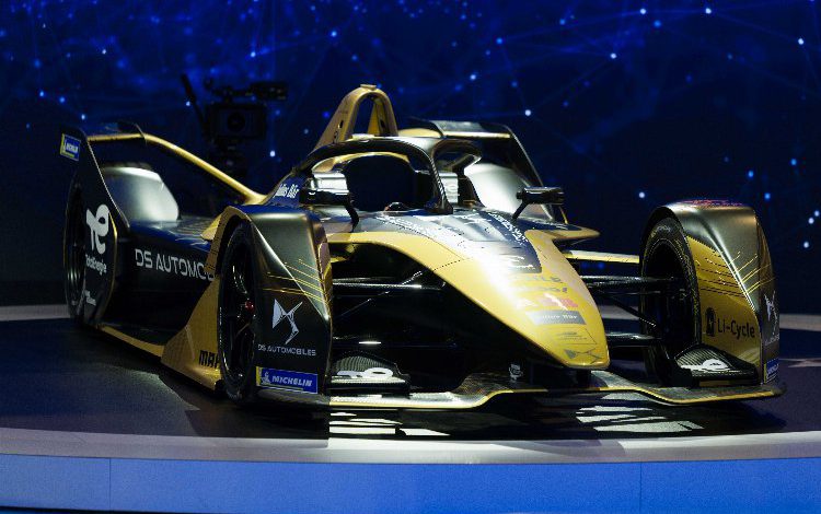 Elektrikli stratejinin son halkasını CES’te sergiledi Elektrikli stratejinin son halkasını CES’te sergiledi