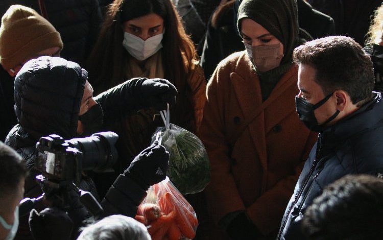 Babacan: “Hükümet memleketi ayrıştırarak yönetiyor” Babacan: “Hükümet memleketi ayrıştırarak yönetiyor”