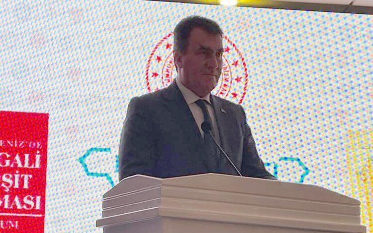 Doğu Karadeniz’de ‘Rus İşgali ve Harşit Savunması’ sempozyumu sona erdi Doğu Karadeniz’de ‘Rus İşgali ve Harşit Savunması’ sempozyumu sona erdi