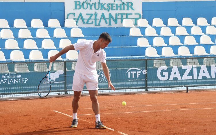 Gaziantep’te ‘Cup Tenis’ performansları ilgi görüyor Gaziantep’te ‘Cup Tenis’ performansları ilgi görüyor