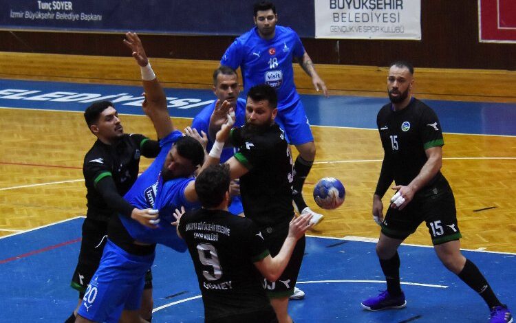 Sakaryalı hentbolcular İzmir’den galibiyetle dönüyor Sakaryalı hentbolcular İzmir’den galibiyetle dönüyor