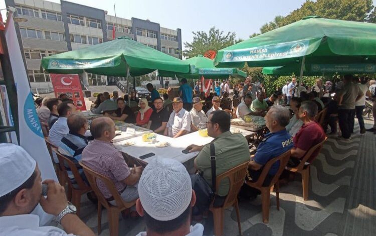 Manisa Akhisarlı şehitler saygı ve minnetle anıldı