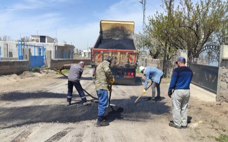 Kayseri Büyükşehir’de işler ‘yol’unda