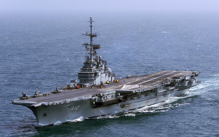 Bakan Kurum açıkladı… Asbestli gemi Türk kara sularına girmeyecek!