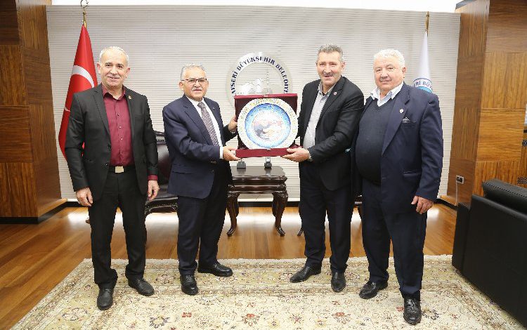Başkan Büyükkılıç’a Develi muhtarlarından “Teşekkür” ziyareti
