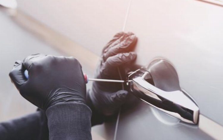 Kaliforniya’da 10 binin üzerinde araç çalındı