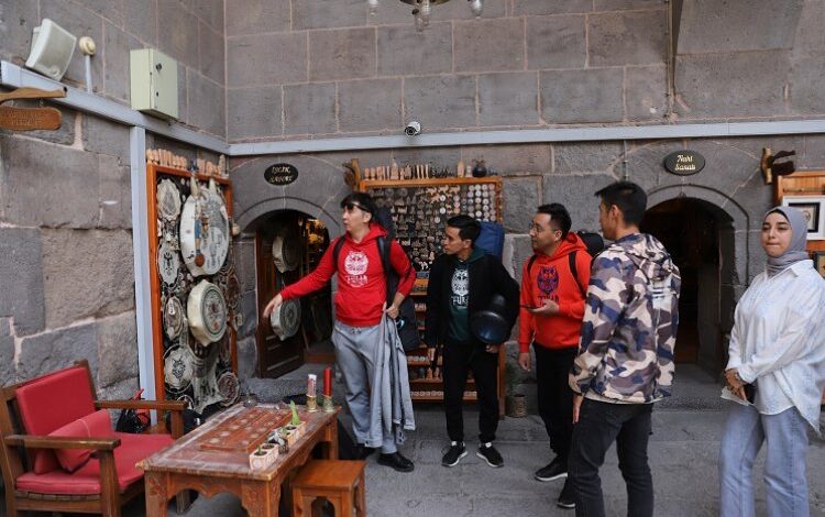 Er Tutan Grubu’ndan Kayseri çıkarması Er Tutan Grubu’ndan Kayseri çıkarması