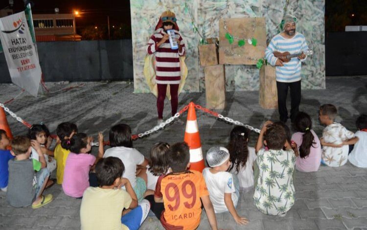 Hataylı minikler ‘Karınca Kararınca’ ile eğlendi Hataylı minikler ‘Karınca Kararınca’ ile eğlendi
