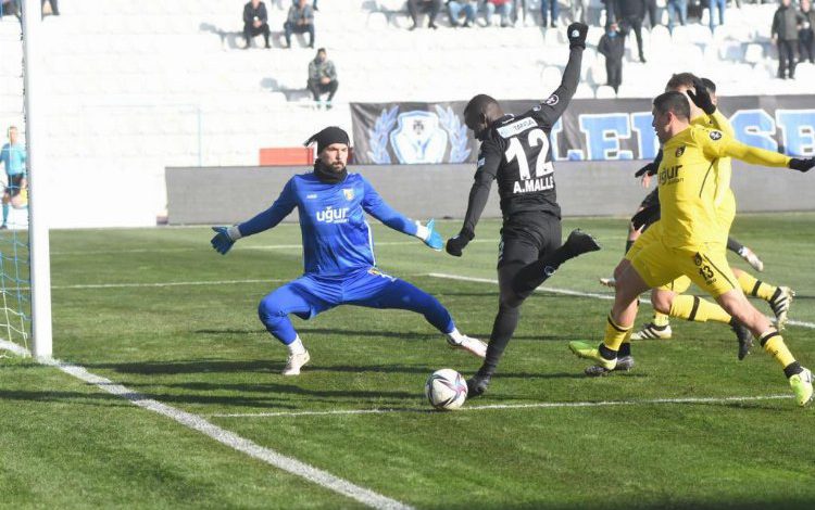 Dadaş İstanbul’u devirdi Dadaş İstanbul’u devirdi