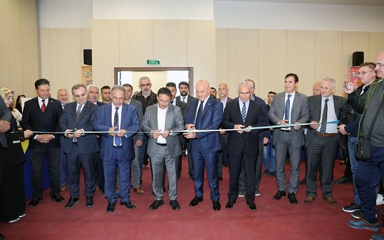 Kayseri Talas Festivali renkli başladı Kayseri Talas Festivali renkli başladı