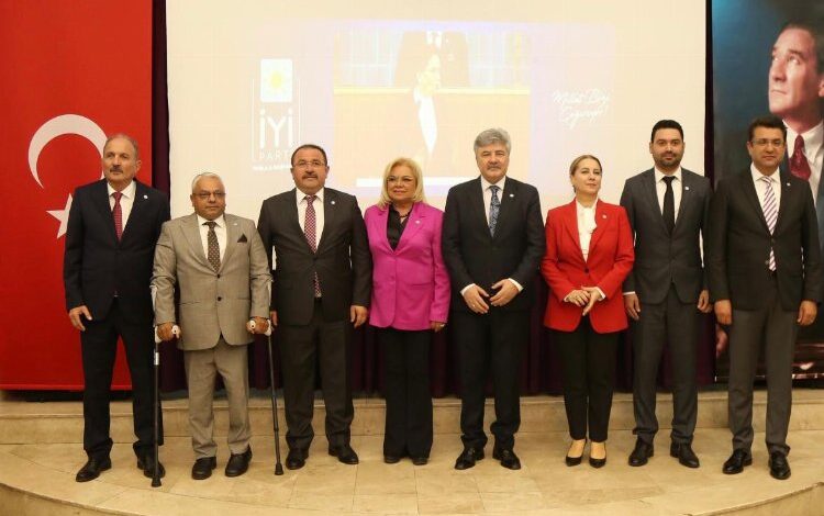 İYİ Parti’nin Muğla adayları sahaya çıktı İYİ Parti’nin Muğla adayları sahaya çıktı