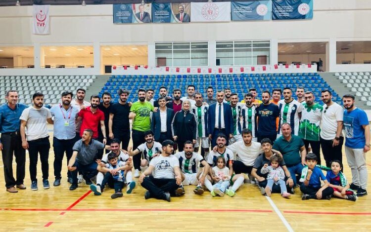 Büyük Bingöl Spor, Futsal Süper Ligi’nde yarı finalde