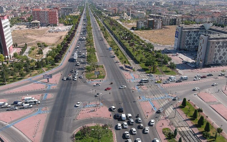 Konya’da kavşak yapım çalışmaları başladı
