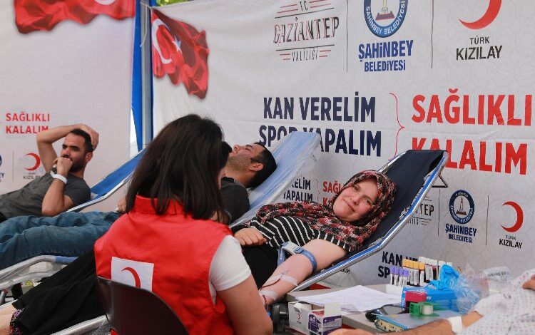 Sıcağa rağmen ‘kan bağışı’ rekoru!