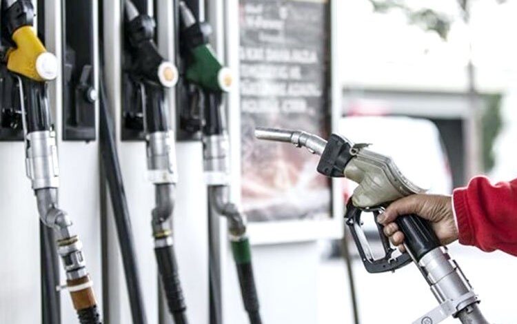 Benzine bir indirim daha geliyor!