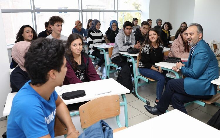 BUSMEK’in 616 kursiyeri hayallerine kavuştu