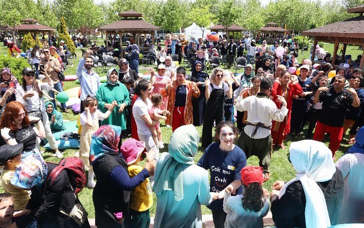 Konya’da özel öğrenciler gönüllerince eğlendi