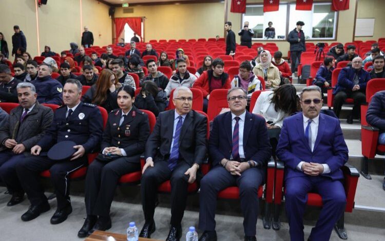 Kayseri Hacılar’da 18 Mart coşkusu Kayseri Hacılar’da 18 Mart coşkusu