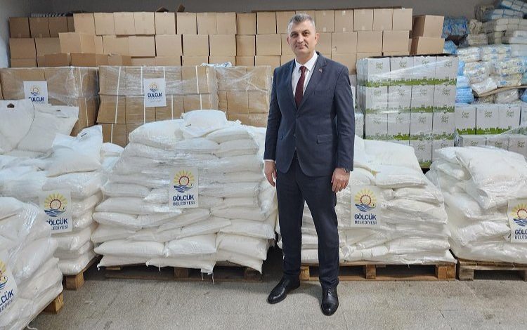 Gölcük’te atıl alanlardan ihtiyaç sahiplerinin sofrasına üretim Gölcük’te atıl alanlardan ihtiyaç sahiplerinin sofrasına üretim