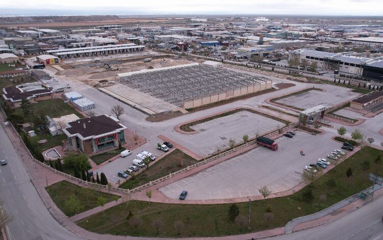 Konya’da Larende dükkanlarının temeli atıldı