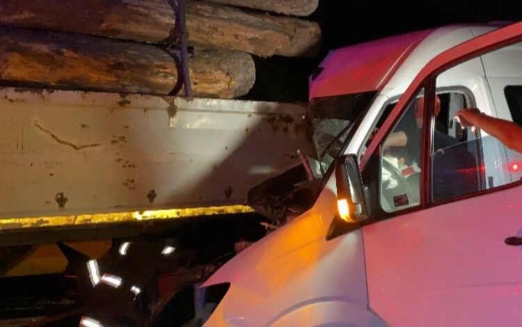 Anadolu Otoyolu’nda kaza: 1 ölü, 20 yaralı Anadolu Otoyolu’nda kaza: 1 ölü, 20 yaralı